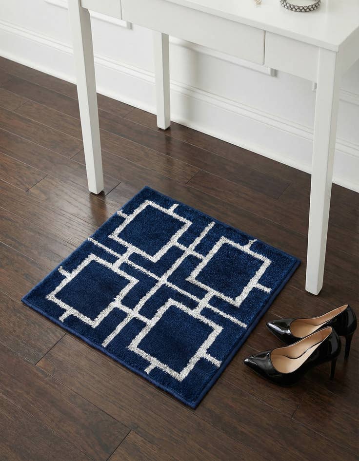 Detail image of 1' 4 x 1' 4 Marilyn Monroe&trade; Glam Deco Sample Rug