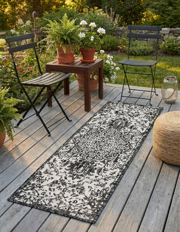Detail image of 2' x 6' Easy-Clean Jill Zarin Dubai Indoor / Outdoor Runner Rug