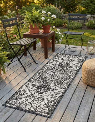 2' x 6' Easy-Clean Jill Zarin Dubai Indoor / Outdoor Runner Rug