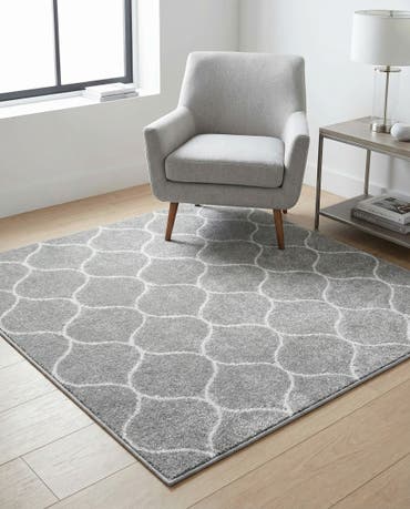  4' x 4' Lattice Frieze Square Rug