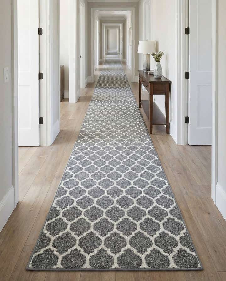 2' 7 x 19' 8 Lattice Runner Rug