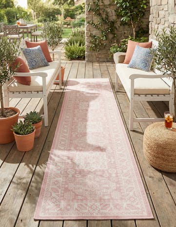 2' 7 x 12' Easy-Clean Aztec Indoor / Outdoor Runner Rug