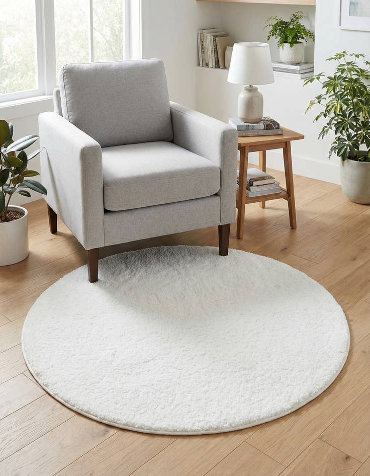 Detail image of 3' 3 x 3' 3 Solid Frieze Round Rug