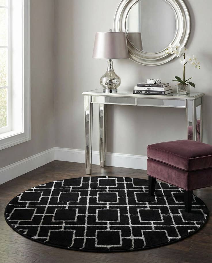 Detail image of 3' x 3' Marilyn Monroe™ Glam Deco Round Rug