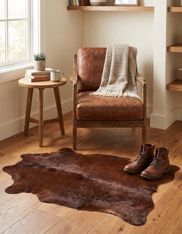 1' 8 x 2' 7 Cowhide Leather Rug