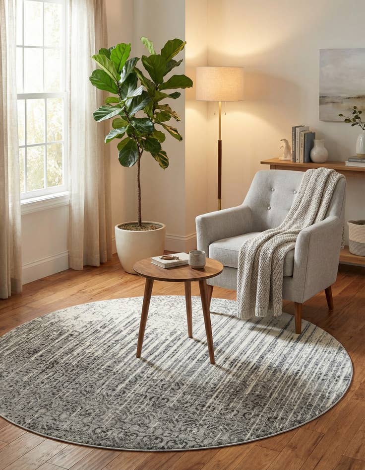 Detail image of 6' x 6' Angelica Round Rug