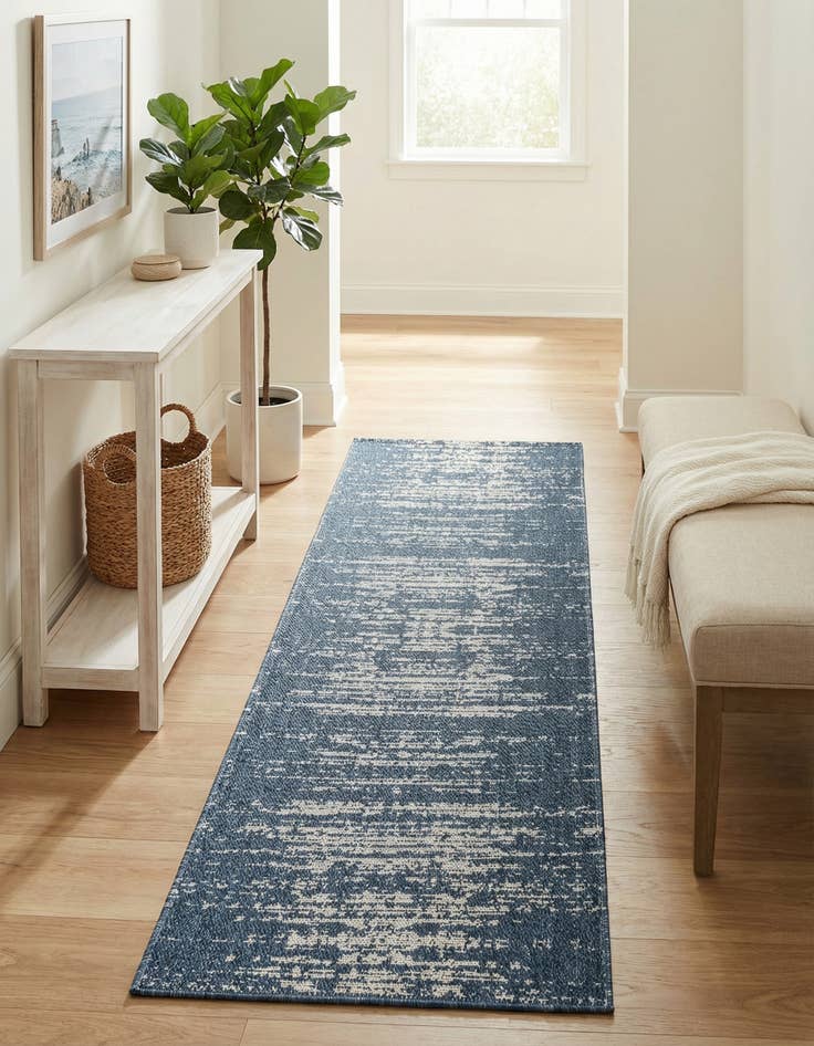 Detail image of 2' x 6' Georgia Runner Rug