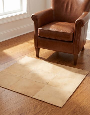 2' 1 x 3' 1 Cowhide Leather Rug