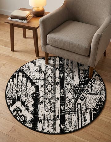 Black and White Oregon Round Rug
