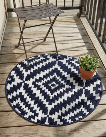 Navy Blue Easy-Clean Sabrina Soto Indoor / Outdoor Round Rug