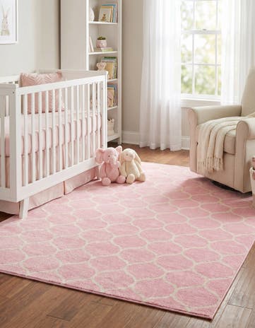7' 10 x 10' Lattice Frieze Rug
