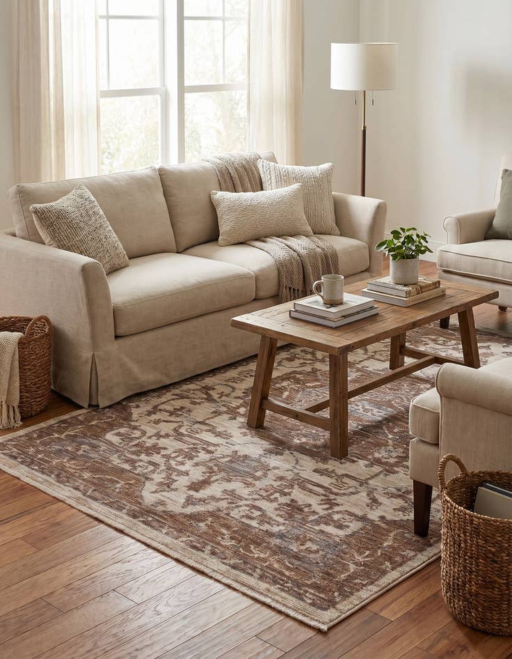 Detail image of 4' x 6' 3 Grand Tradition Rug