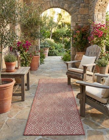 Rust Red Easy-Clean Lattice Indoor / Outdoor Runner Rug