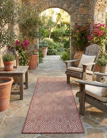 Rust Red Easy-Clean Lattice Indoor / Outdoor Runner Rug