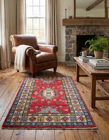2' 8 x 4' 1 Hand Knotted Kazak Rug