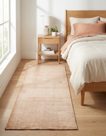 2' 7 x 5' Hand Knotted Darya Wool Rug