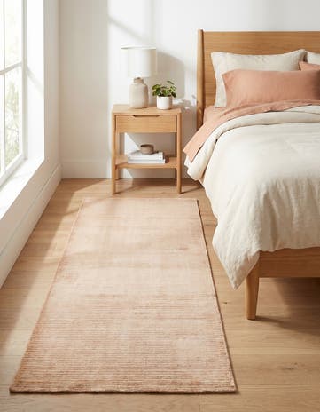 2' 7 x 5' Hand Knotted Darya Wool Rug