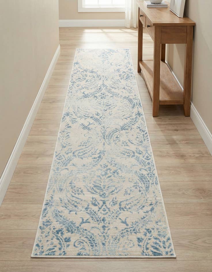 Detail image of 2' x 8' Victoria Runner Rug