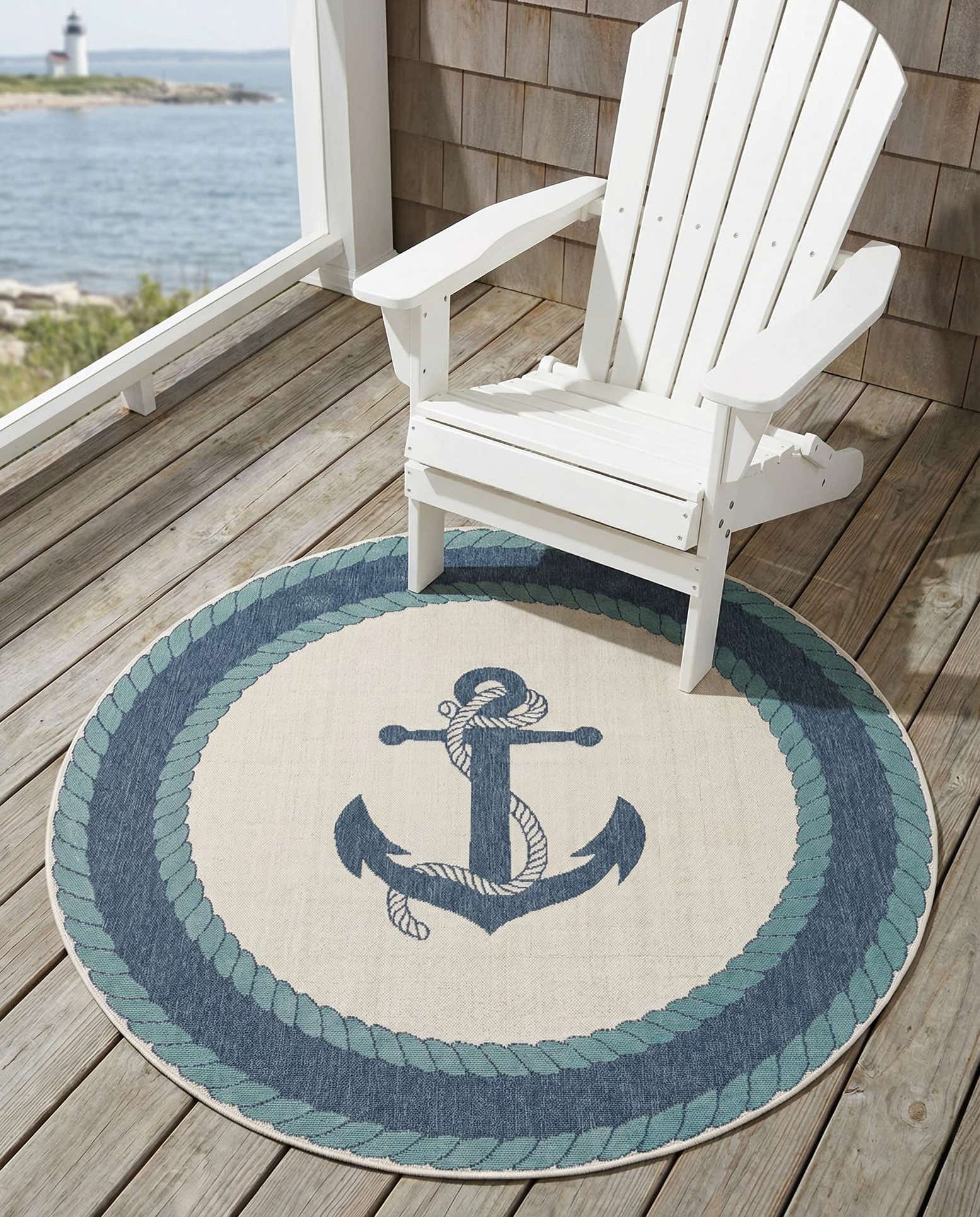 4' x 4' Easy-Clean Coastal Indoor / Outdoor Round Rug
