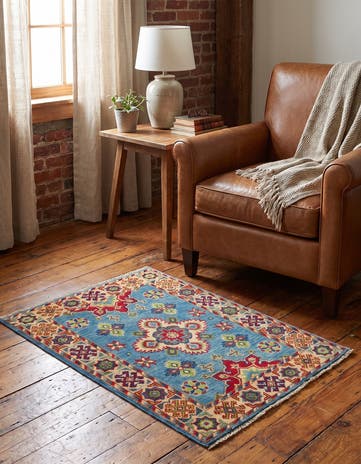 2' 1 x 3' Hand Knotted Kazak Rug