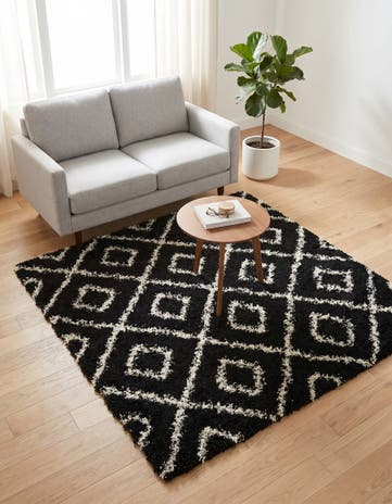 5' 3 x 5' 3 Lattice Shag Square Rug