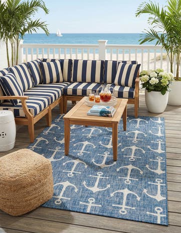 7' x 10' Easy-Clean Coastal Indoor / Outdoor Rug