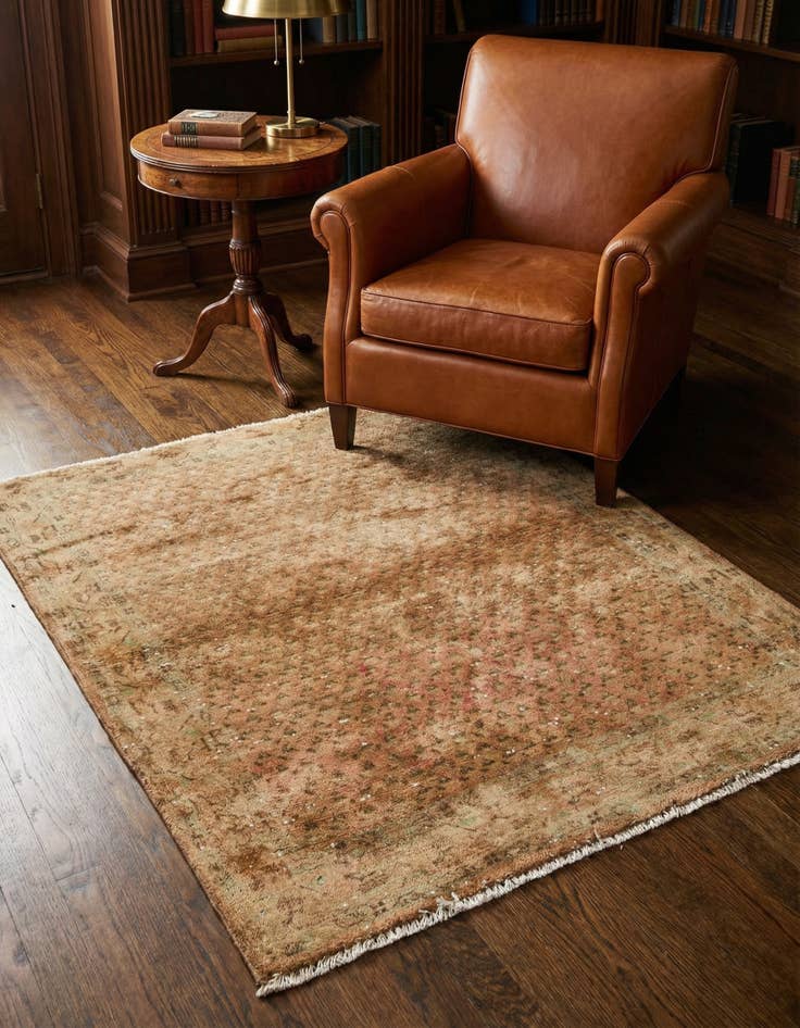 Detail image of 3' 8 x 4' 10 Hand Knotted Hamedan Persian Wool Square Rug