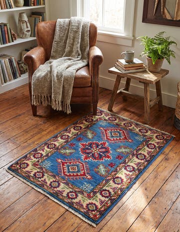 2' x 3' Hand Knotted Kazak Rug