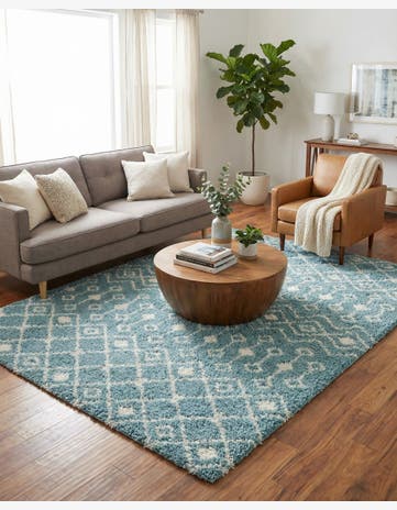 10' x 13' Moroccan Trellis Shag Rug