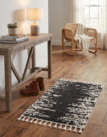 Black and White Serenity Shag Rug
