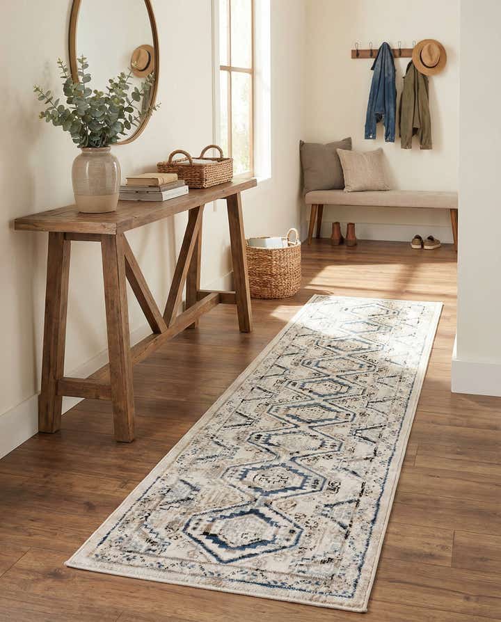 2' x 8' Charlotte Runner Rug