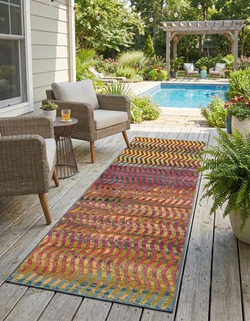 2' 7 x 7' Easy-Clean Modern Indoor / Outdoor Runner Rug