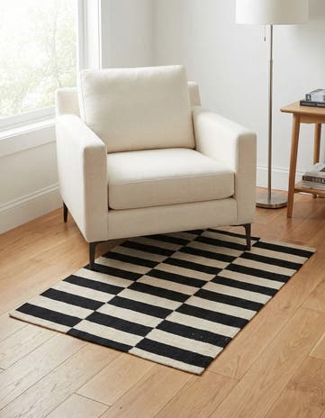2' 8 x 3' 10 Hand Woven Kilim Modern Wool Rug