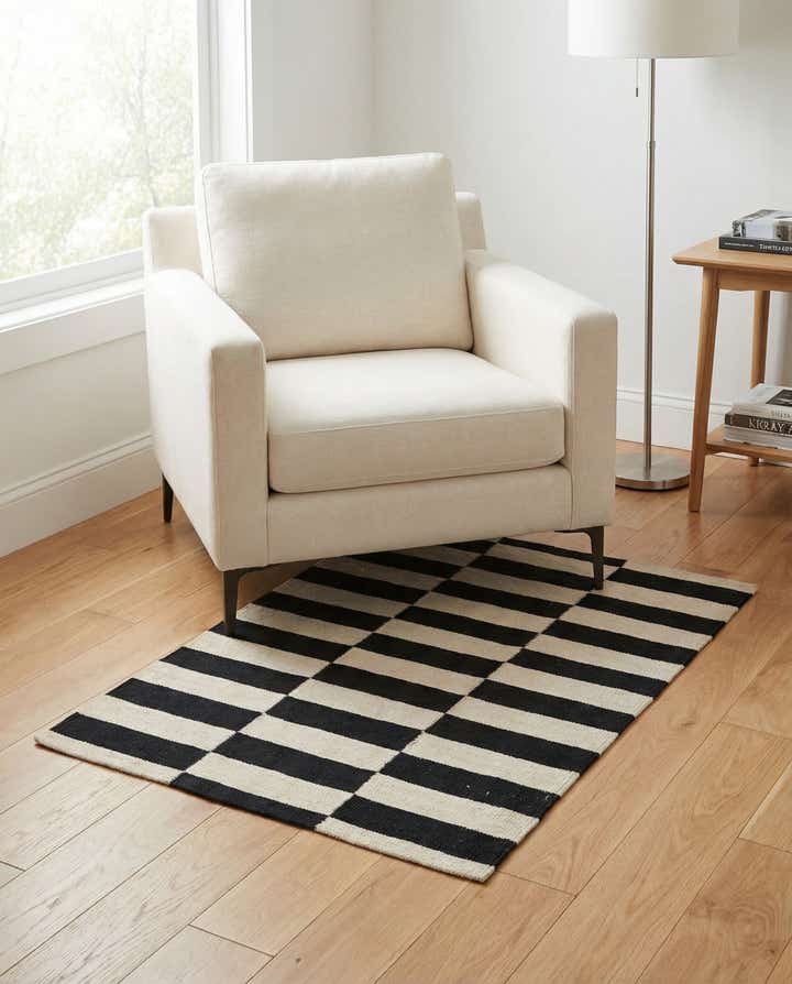 2' 8 x 3' 10 Hand Woven Kilim Modern Wool Rug