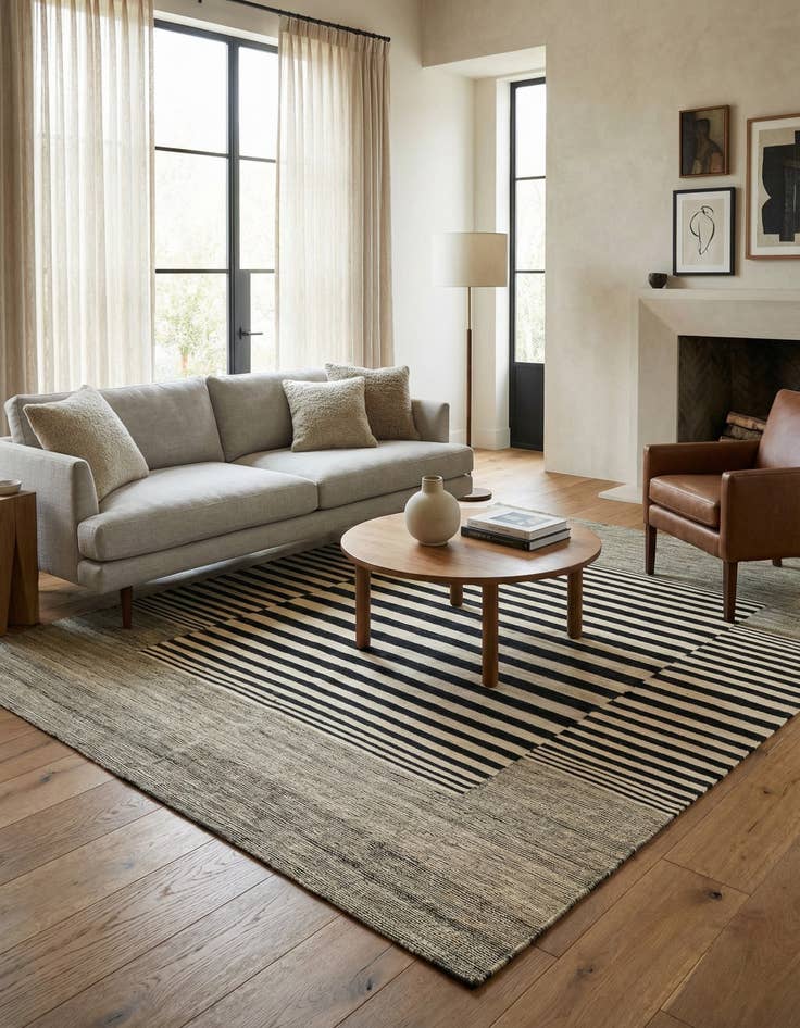 Detail image of 6' x 7' 6 Hand Woven Kilim Modern Wool Square Rug