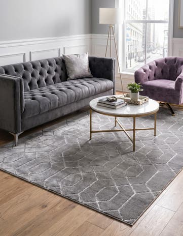 5' 3 x 8' Marilyn Monroe&trade; Glam Trellis Rug