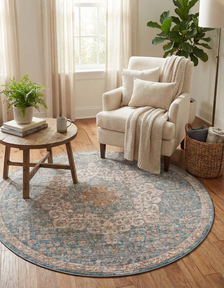 Detail image of 6' x 6' Newport Round Rug