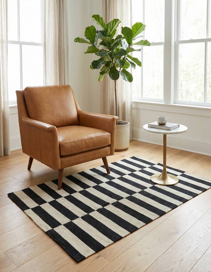 Detail image of 3' 4 x 4' 9 Hand Woven Kilim Modern Wool Rug