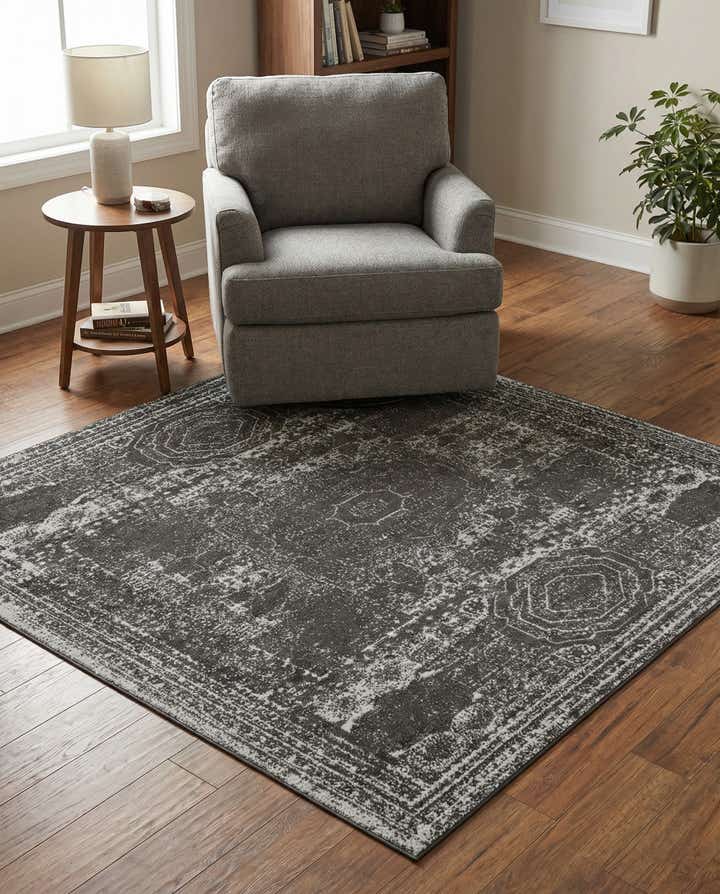 5' 3 x 5' 3 Dover Square Rug