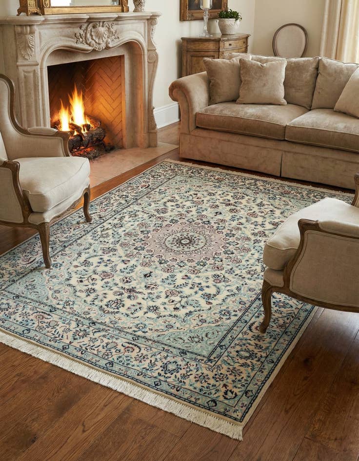 Detail image of 4' 2 x 6' 1 Nain Rug