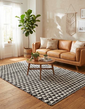 5' 1 x 8' Hand Woven Chindi Jute Rug