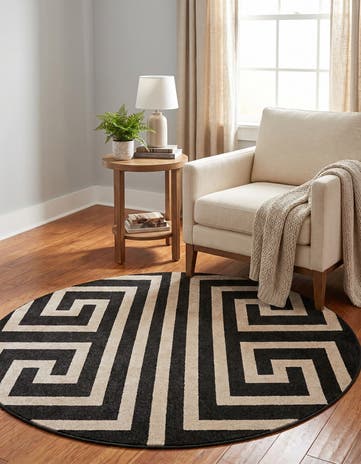 Black Hera Round Rug