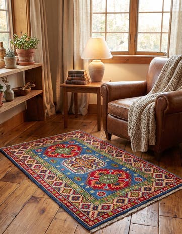 2' 7 x 4' 2 Hand Knotted Kazak Rug