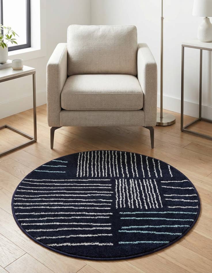 Detail image of 3' x 3' Hanahan Round Rug