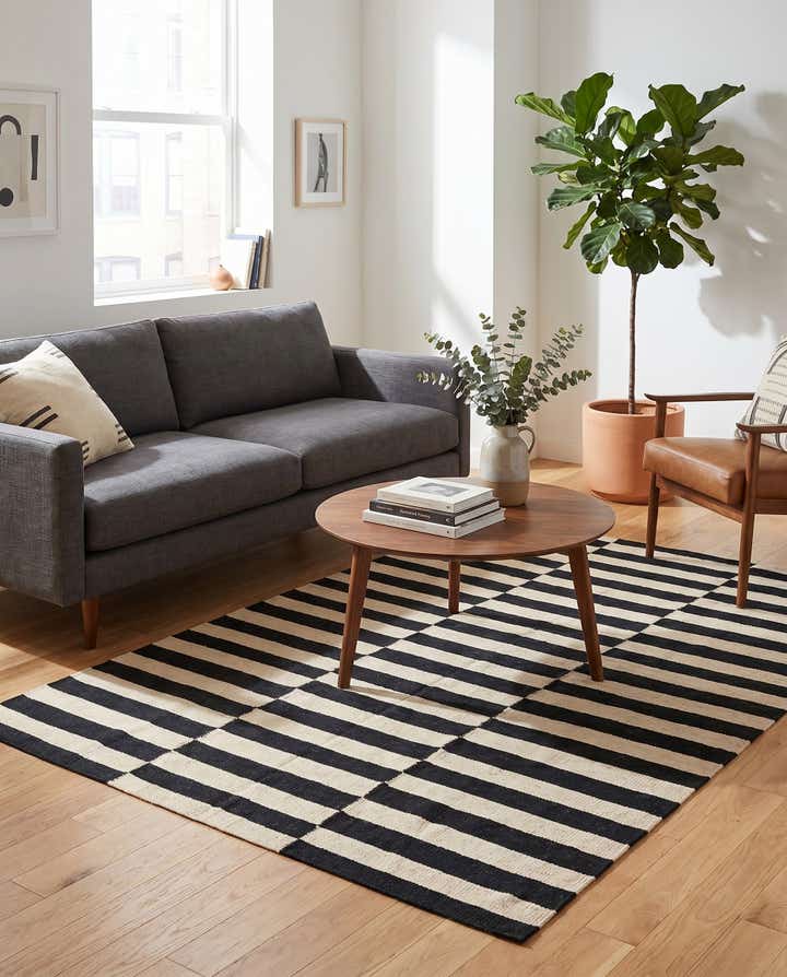 4' 2 x 5' 9 Hand Woven Kilim Modern Wool Rug