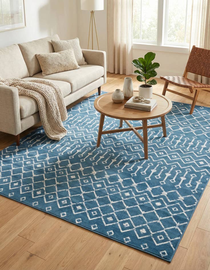 Detail image of 7' 10 x 7' 10 Kasbah Trellis Square Rug