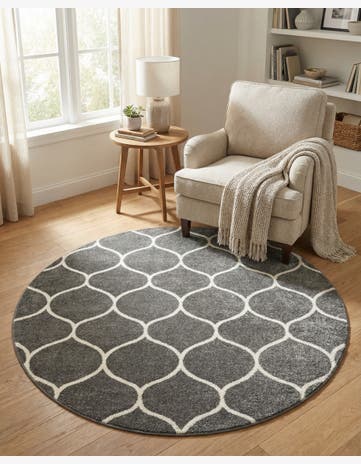 5' 3 x 5' 3 Trellis Frieze Round Rug