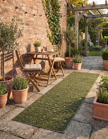 2' x 6' Easy-Clean Trellis Textured Indoor / Outdoor Runner Rug
