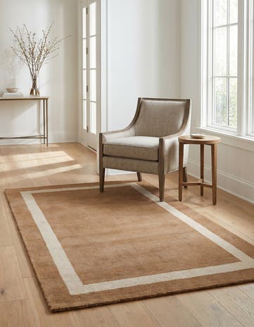 3' 3 x 5' 3 Jill Zarin Border Wool Rug