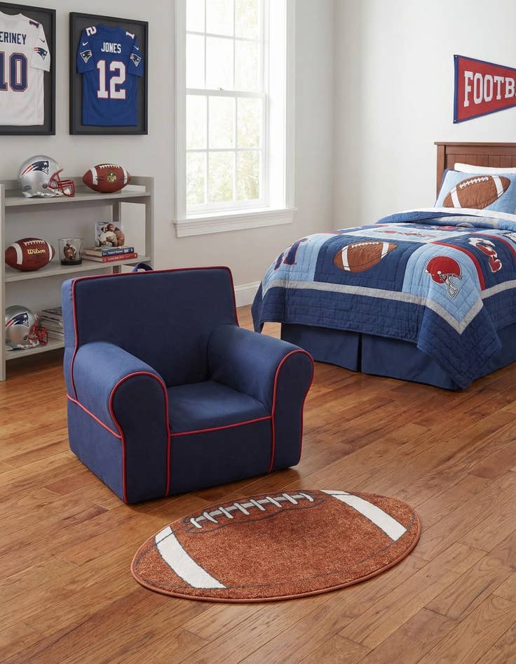 Detail image of 2' x 3' Sports Washable Oval Rug